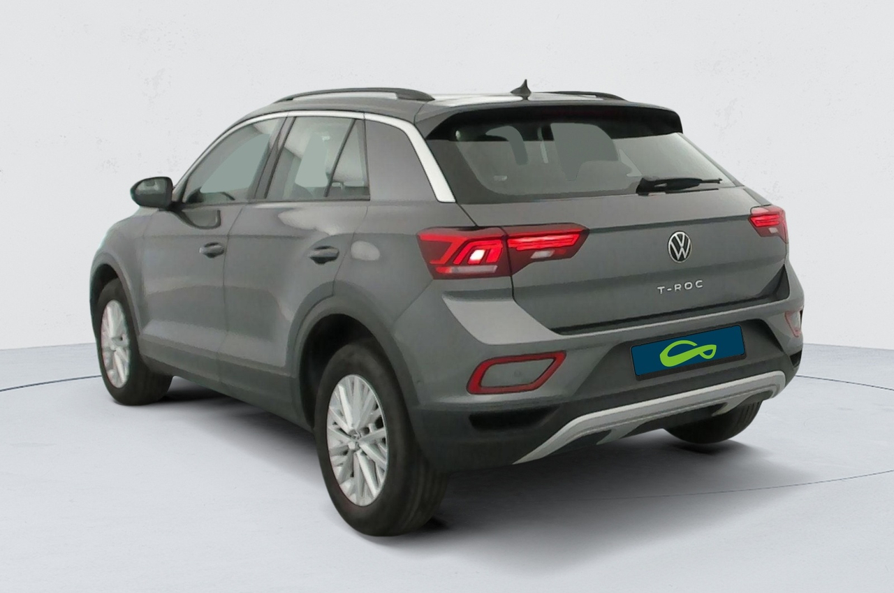 Volkswagen T-Roc — photo 3