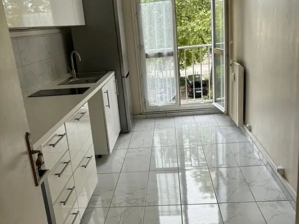 Vend beau F3 sur DIJON 69 999