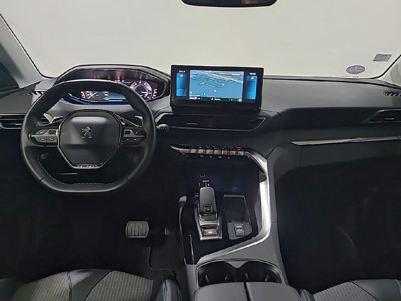Peugeot 3008 puretech 130ch s&s eat8 allure pack — photo 12