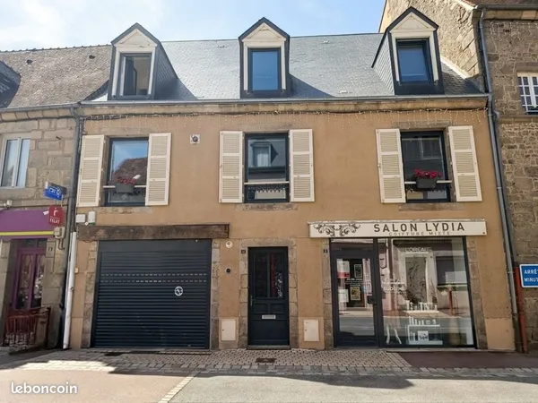 Immeuble 136 m²