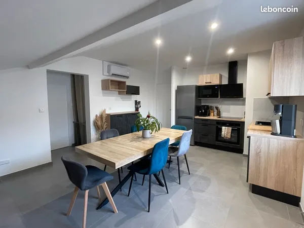 T4 rénové - 3 chambres - parking et espace de stockage privatifs - Vénissieux Chemin du Laquay