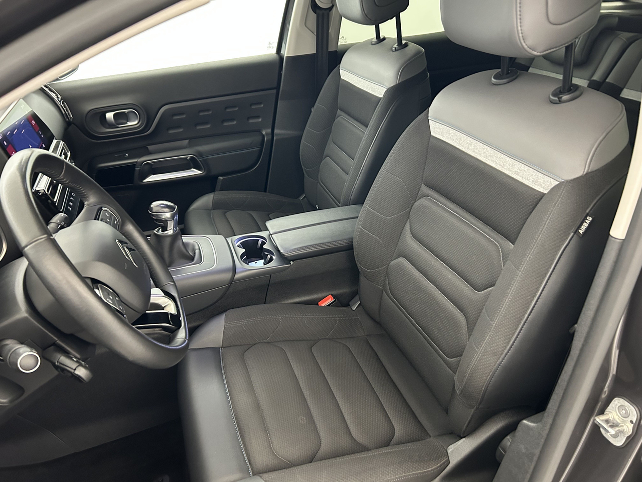 Citroën C5 Aircross — photo 9