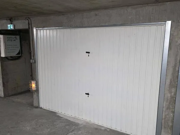 Parking 12 m²
