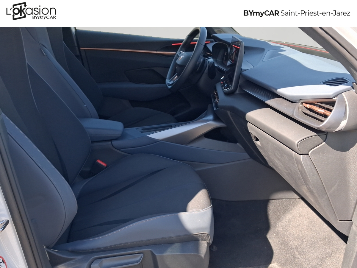 Cupra Terramar 1.5 eTSI Hybrid 150 ch DSG7 — photo 15