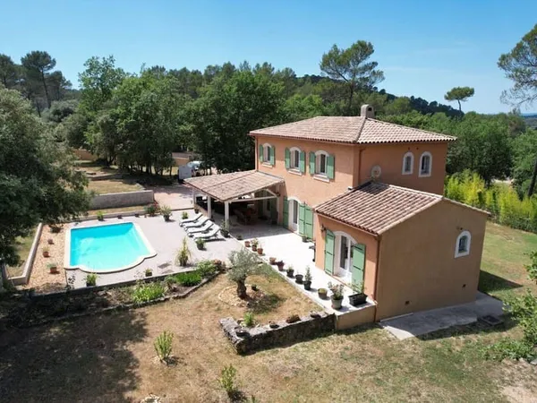 Maison 6 pièces 165 m²
