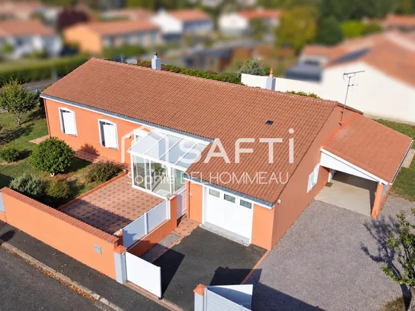 Maison plain pied 3 chambres, jardin, carport