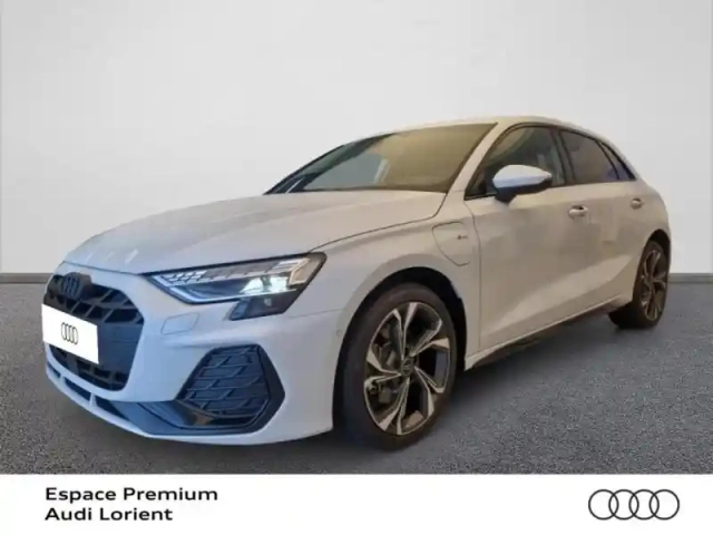 Audi A3 sportback 1.5 tfsi e 204ch phev s line s tronic 6 — photo 1