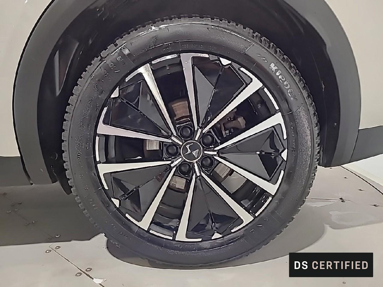 Ds Ds 7 crossback hybride rechargeable e-tense 225 eat8 opera — photo 16