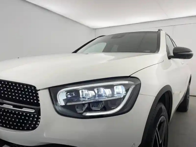 Mercedes Glc 300 e 9g-tronic 4matic — photo 33