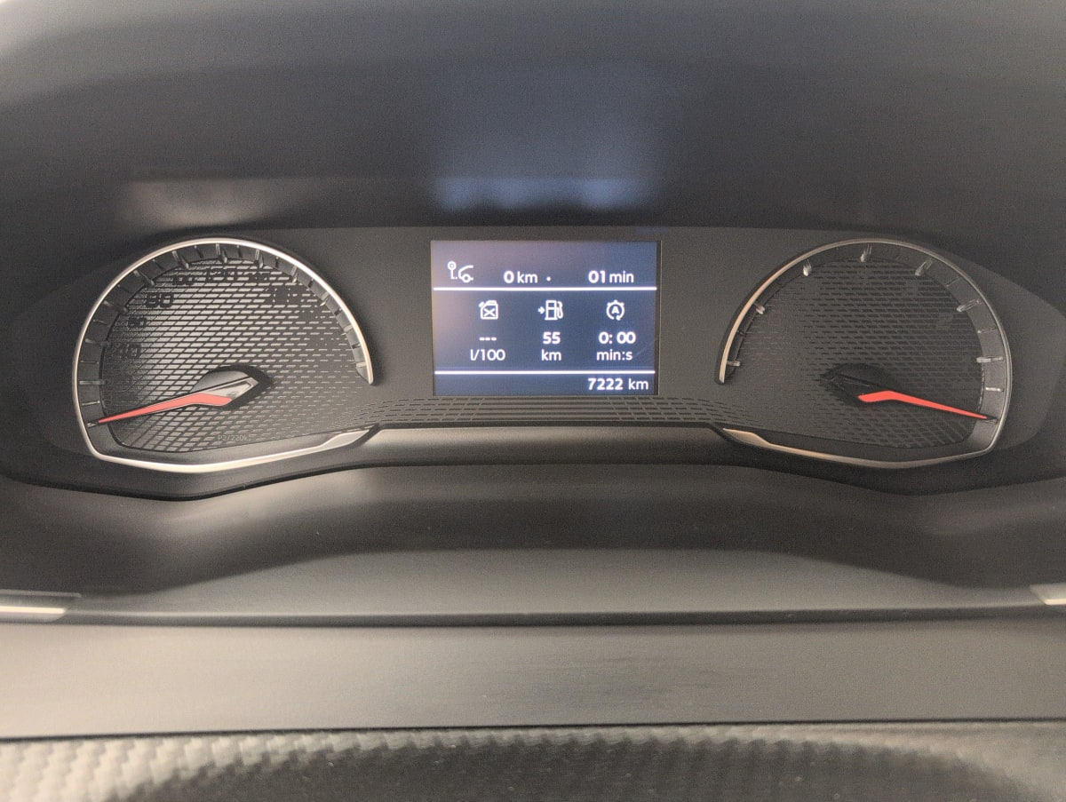 Peugeot 2008 — photo 21