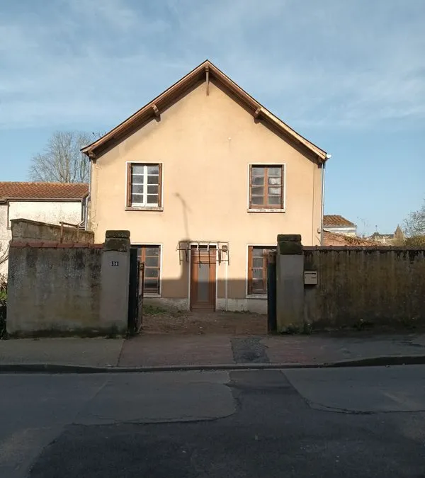 Photo 1