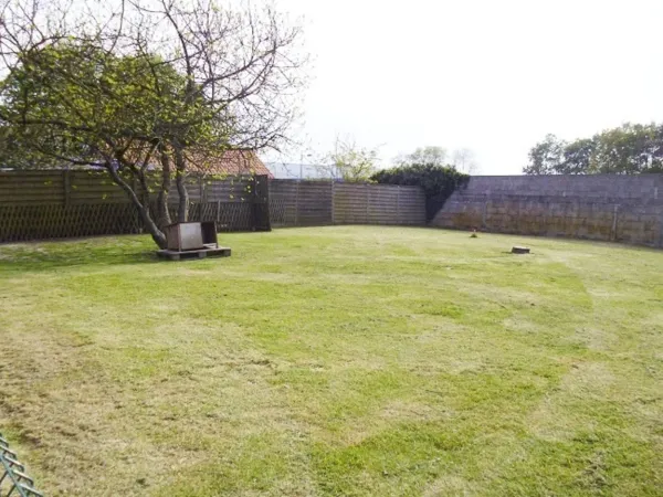 Terrain 712 m²