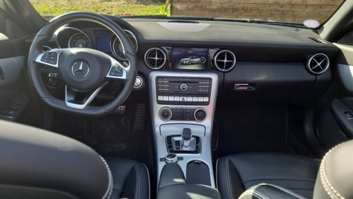 Mercedes Classe SLC Cabriolet AMG 200 184 9G-Tronic - Fascination – 2017 – 50306 km – Essence – Boîte Automatique — photo 44