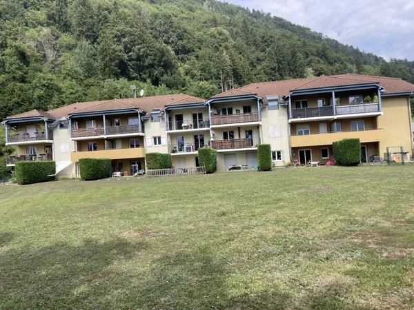 F3 Meublé RDJ - SALLANCHES (Jardin des Roseraies/Prox. Carrefour