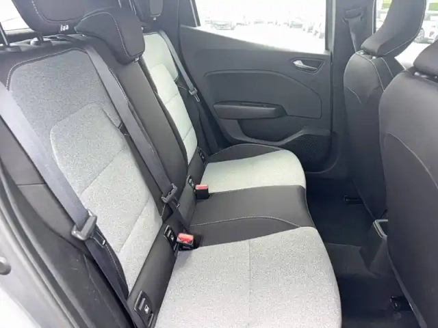 Renault Clio tce 90 ch gsr2 — photo 15