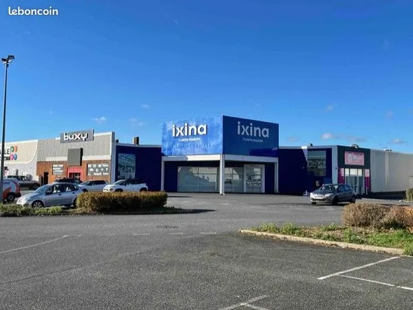 Bâtiment commercial Sébazac Pole Comtal