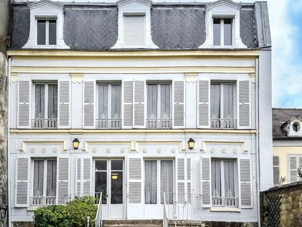 Maison 7 pièces 200 m²