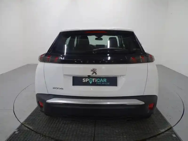 Peugeot 2008 1.2 puretech 100ch s&amp;s active pack — photo 22