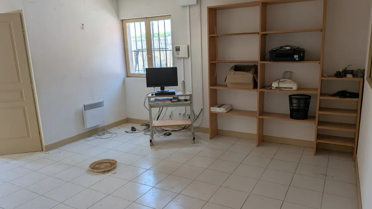 Photo 6