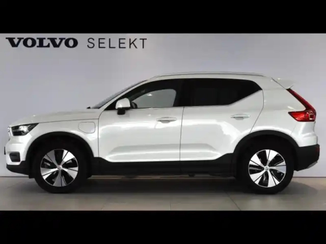 Volvo Xc40 t5 recharge 180 + 82ch business dct 7 — photo 17