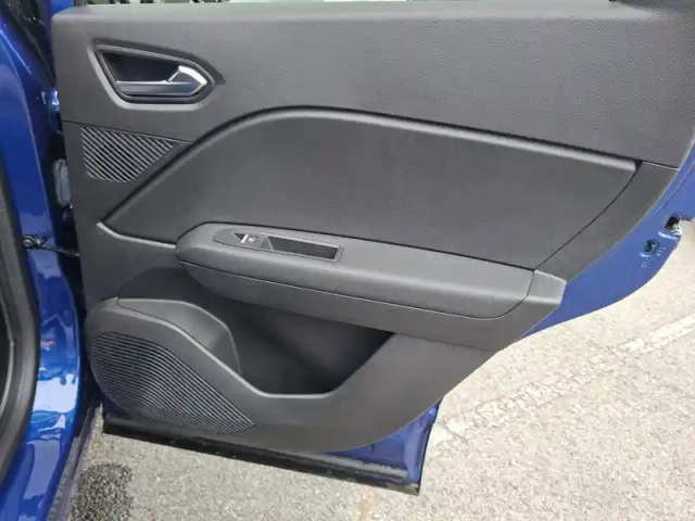 Renault Captur tce 90 ch — photo 22