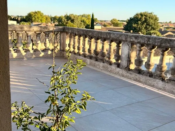 3 Pièces · 92 m² meublé