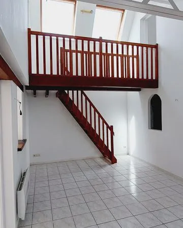 Location duplex t4
