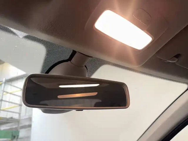 Dacia Sandero eco-g 100 - 22 — photo 38