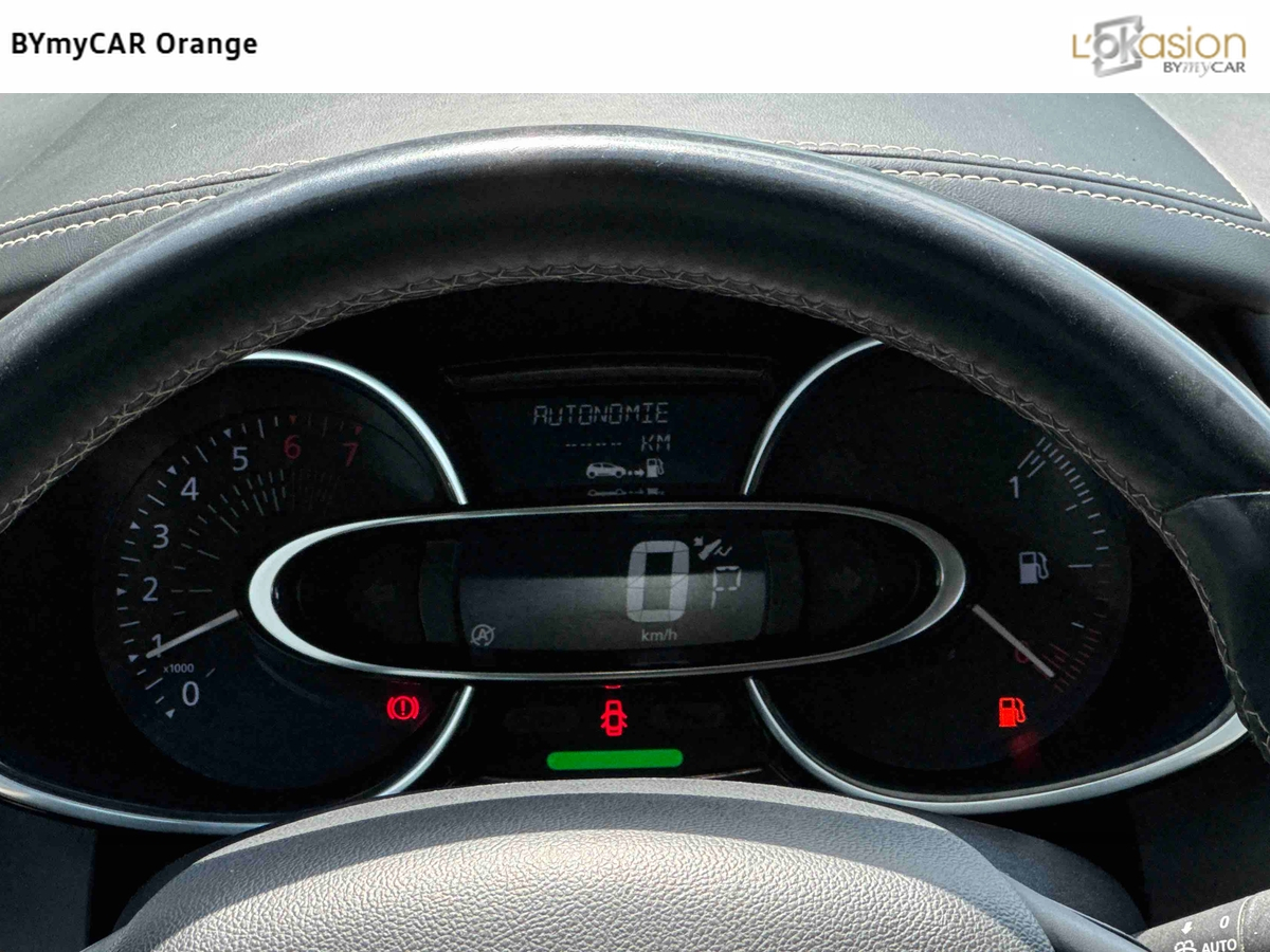 Renault Clio TCe 120 Energy EDC — photo 17
