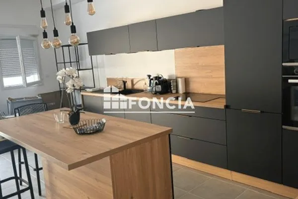 Appartement meublé 4 pièces 96 m²