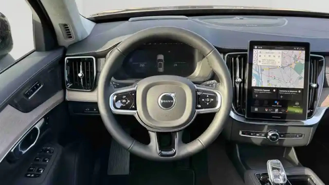Volvo Xc90 t8 awd hybride rechargeable 310+145 ch geartronic 8 7pl — photo 13