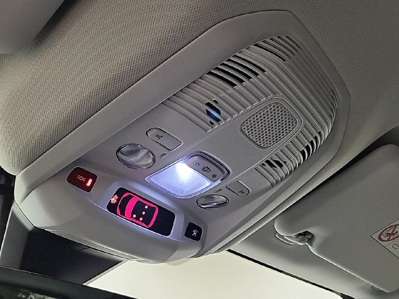 Peugeot 3008 hybrid 225 e-eat8 allure pack — photo 24
