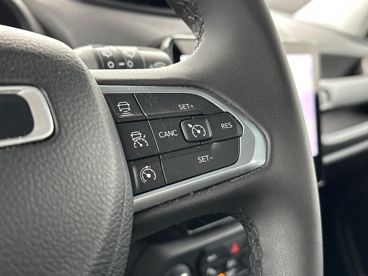 Jeep Renegade 1.5 turbo t4 130 ch bvr7 e-hybrid altitude — photo 19
