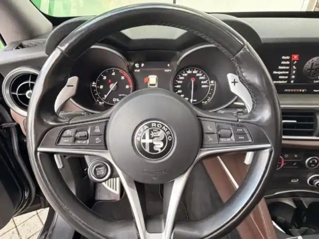 Alfa Romeo Stelvio 2.2 diesel 210ch lusso q4 at8 — photo 14