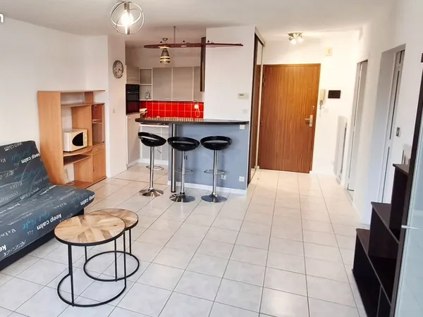 Beau T2 dans residence calme