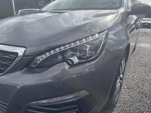 Peugeot 308 puretech 130ch s&amp;s bvm6 allure — photo 14