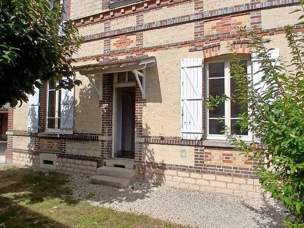 Charmante maison début XXe entièrement rénovée avec jardin