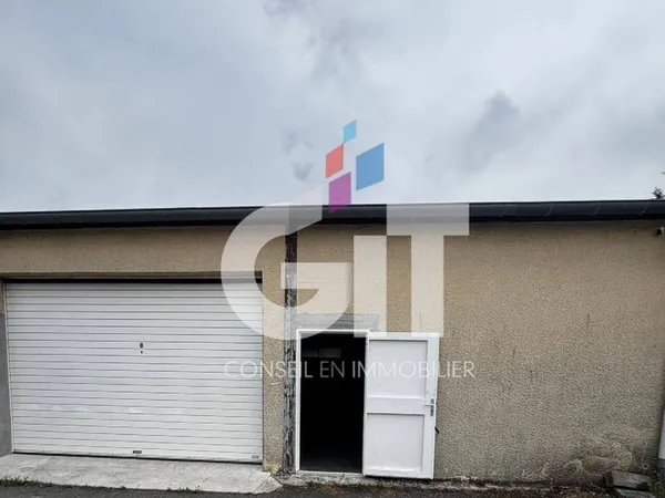 Local d'activité 168 m²