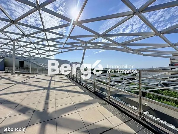 Local commercial 489 m²