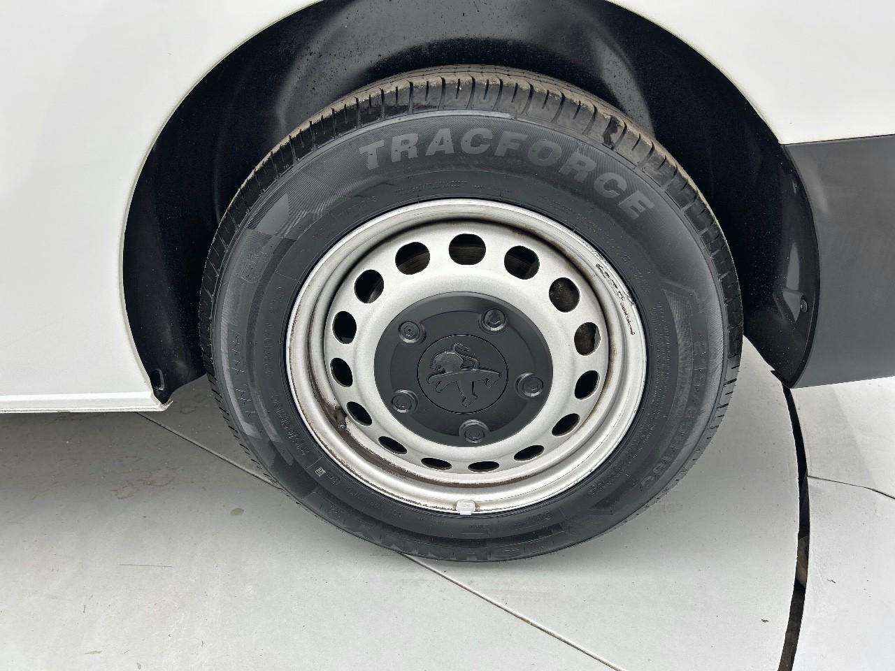 Peugeot Expert fgn tole standard bluehdi 180 s&s eat8 asphalt — photo 16