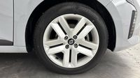 Renault Clio 1.5 dCi 100ch Evolution - 25 — photo 20