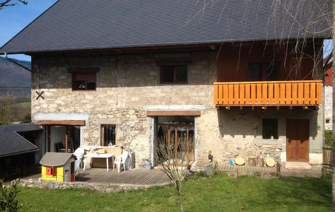 Photo 1