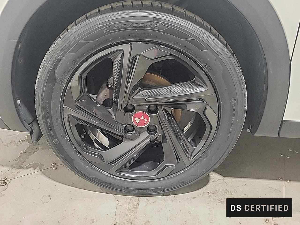 Ds Ds 3 crossback puretech 130 eat8 performance line+ — photo 16