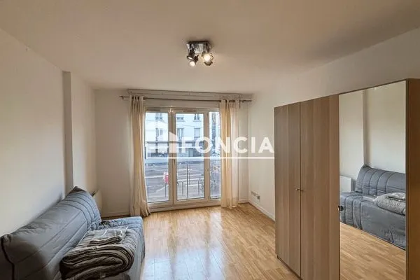 Studio 1 pièce 26 m²