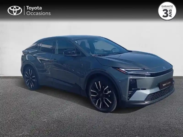 Toyota C-Hr + 224ch 77kwh design grande autonomie ng25