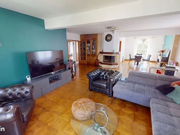 Maison 6 pièces 150 m²