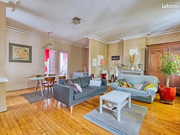 Chambre dans colocation maison barrière judaïque Bordeaux