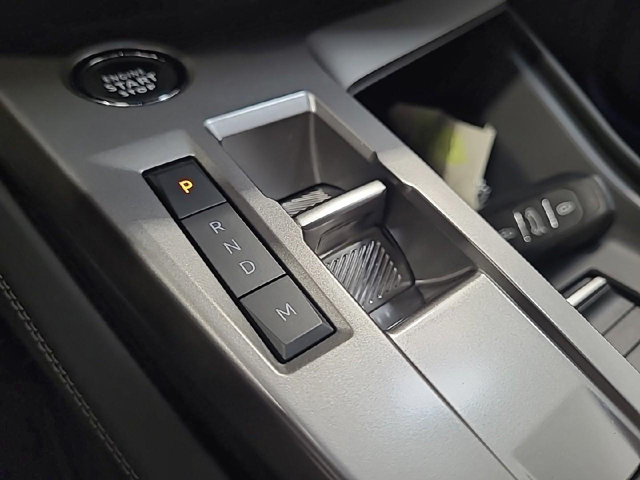 Peugeot 308 puretech 130ch s&s eat8 allure pack — photo 17