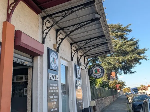 Local commercial 155 m²