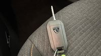Peugeot 2008 1.2 Hybrid 145ch Style e-DCS6 — photo 16